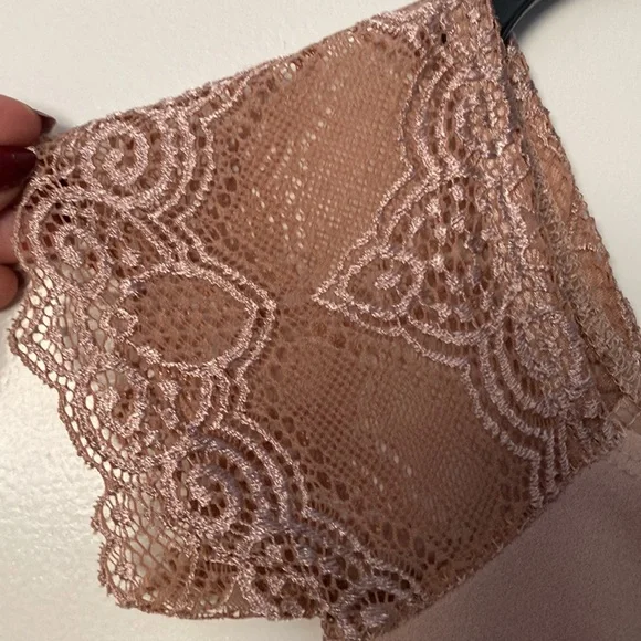 NWT Forever 21 Nude Dress with Lace details Size L - Picture 5 of 7